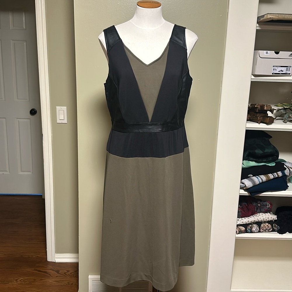 EUC Dennis Basso Olive Green Black Faux Leather Modern Tank Dress Sz 10
